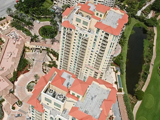 Vi at Aventura